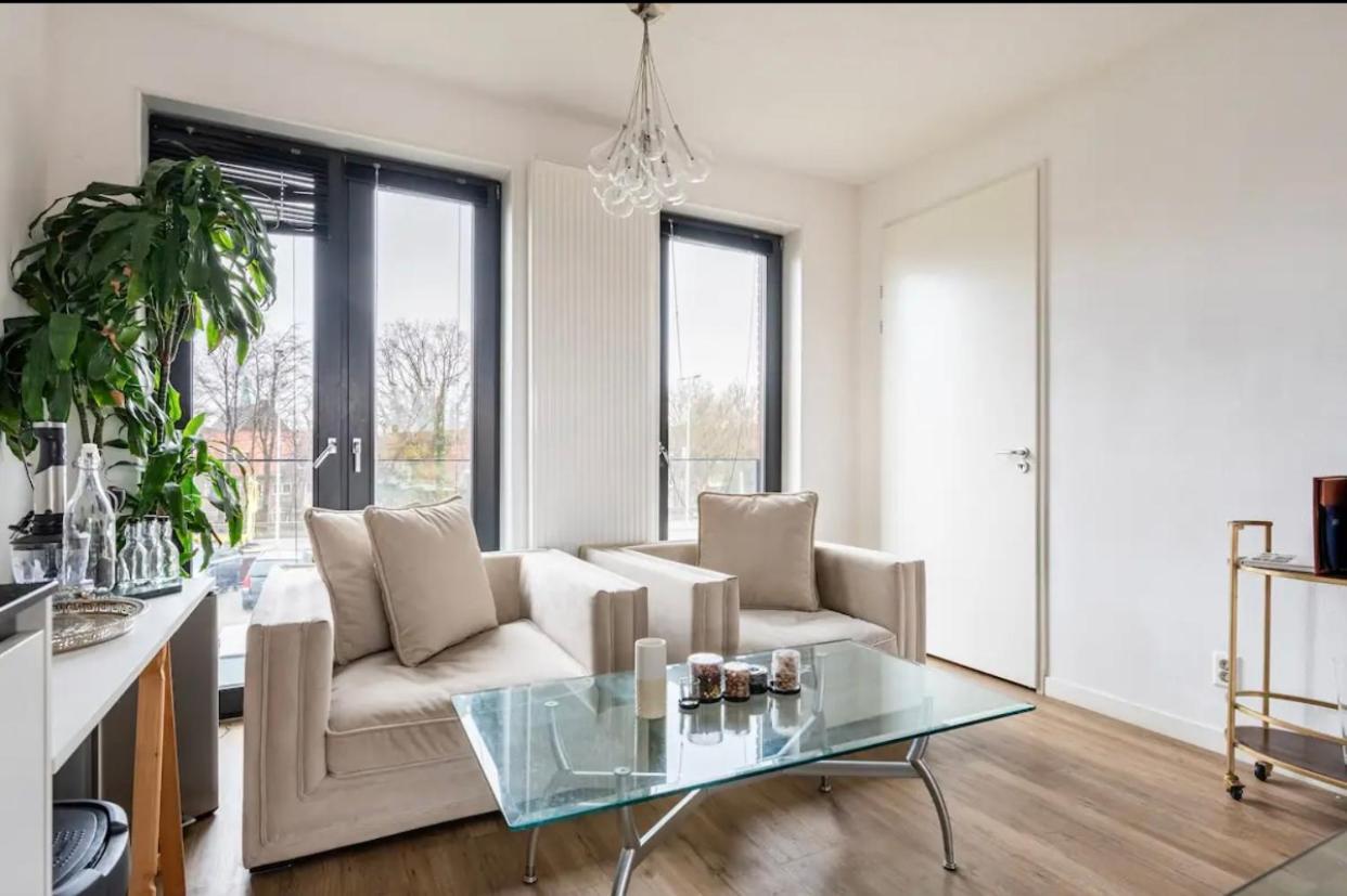 4-Bedroom- Central Located- 120 Sqr Meter Apartment アムステルダム エクステリア 写真